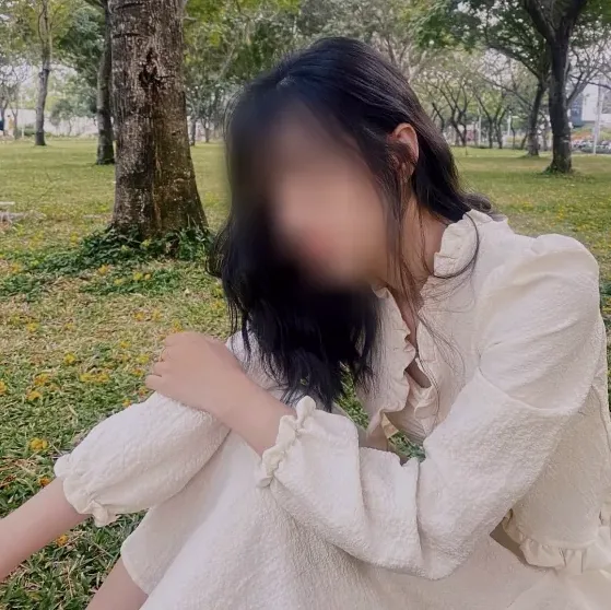 Valerie, 20