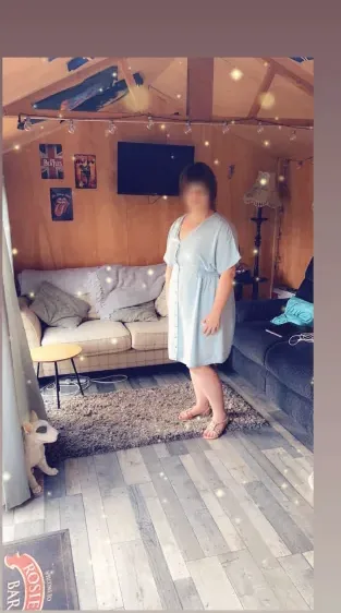 Valerie, 27